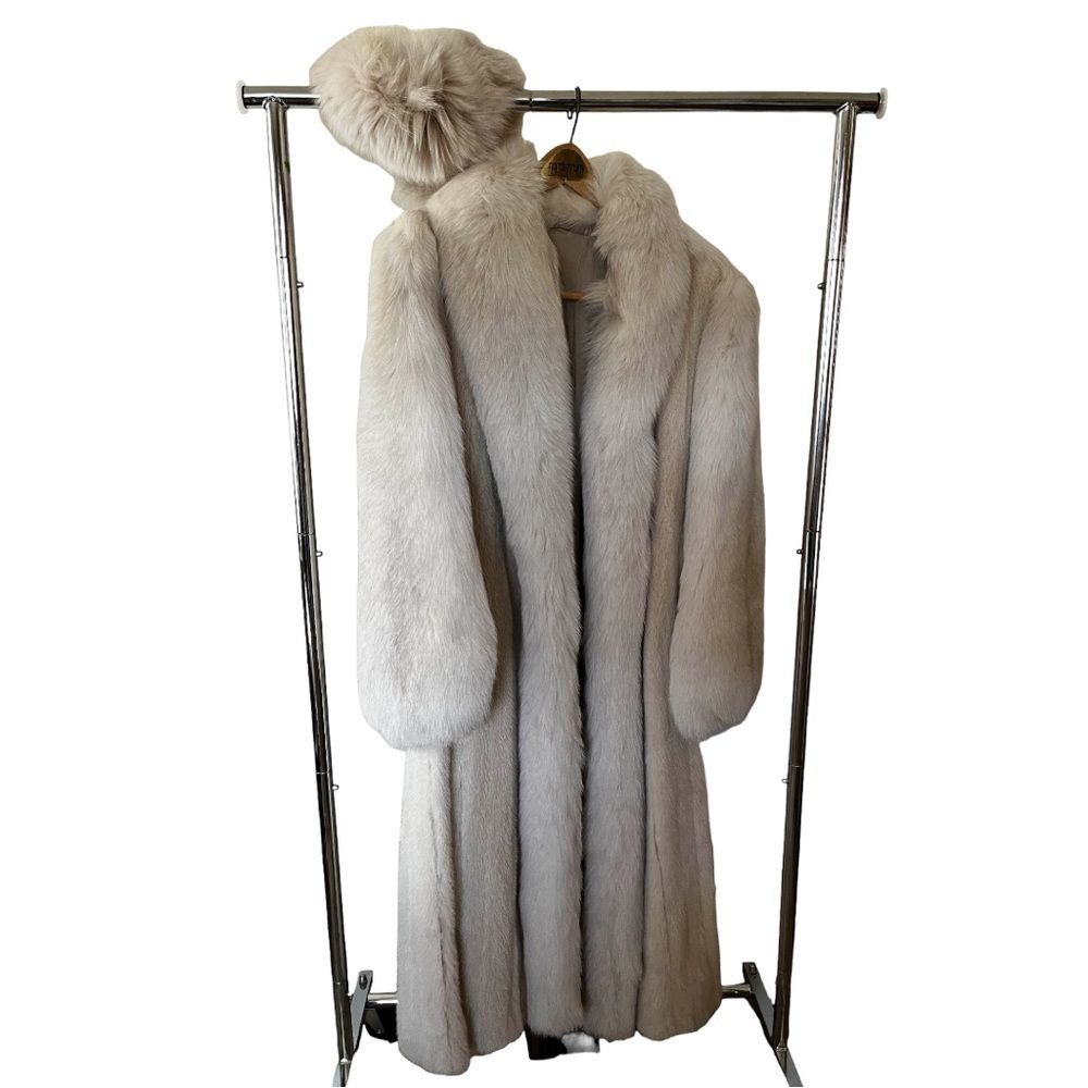 Blush male mink coat with dyed blush fox tuxedo and sleeves. Origin USA & Norway